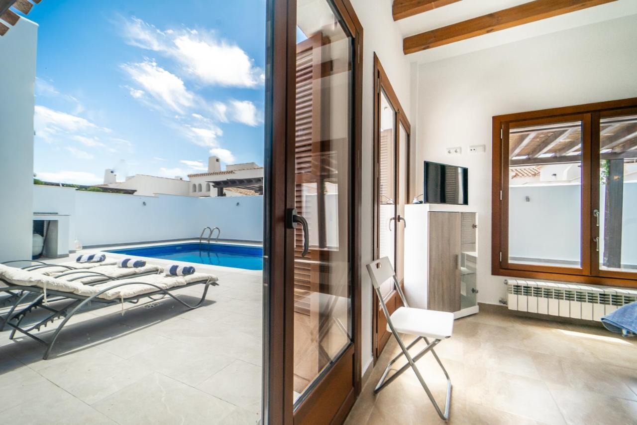 Three Bedroom Luxury Villa El Valle Golf Resort Banos y Mendigo Luaran gambar