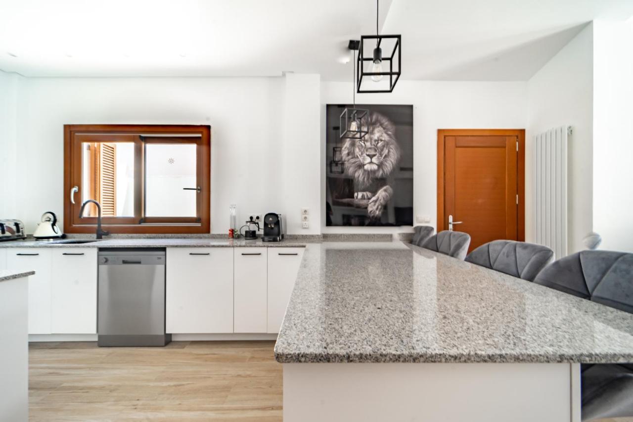 Three Bedroom Luxury Villa El Valle Golf Resort Banos y Mendigo Luaran gambar